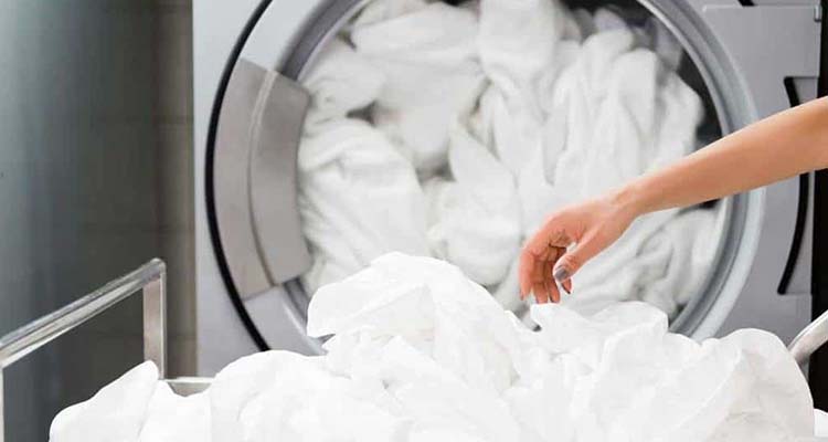 شستن پرده‌های توری با ماشین لباسشویی